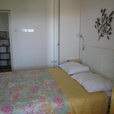 Apartment Petrinic V Pola Esterno foto
