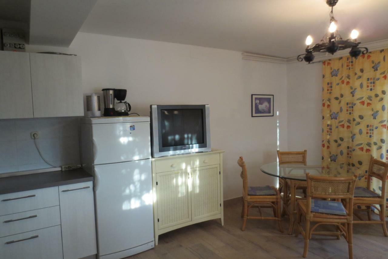 Apartment Petrinic V Pola Esterno foto