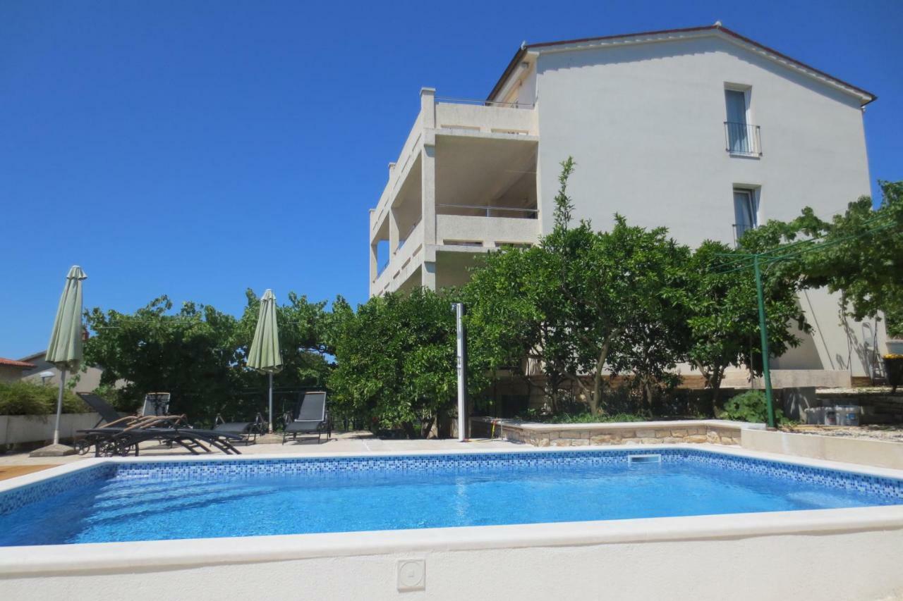 Apartment Petrinic V Pola Esterno foto